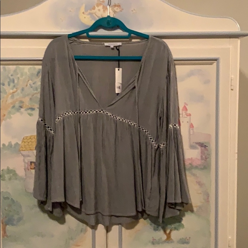 Striped blouse perfect for summer with this jeans